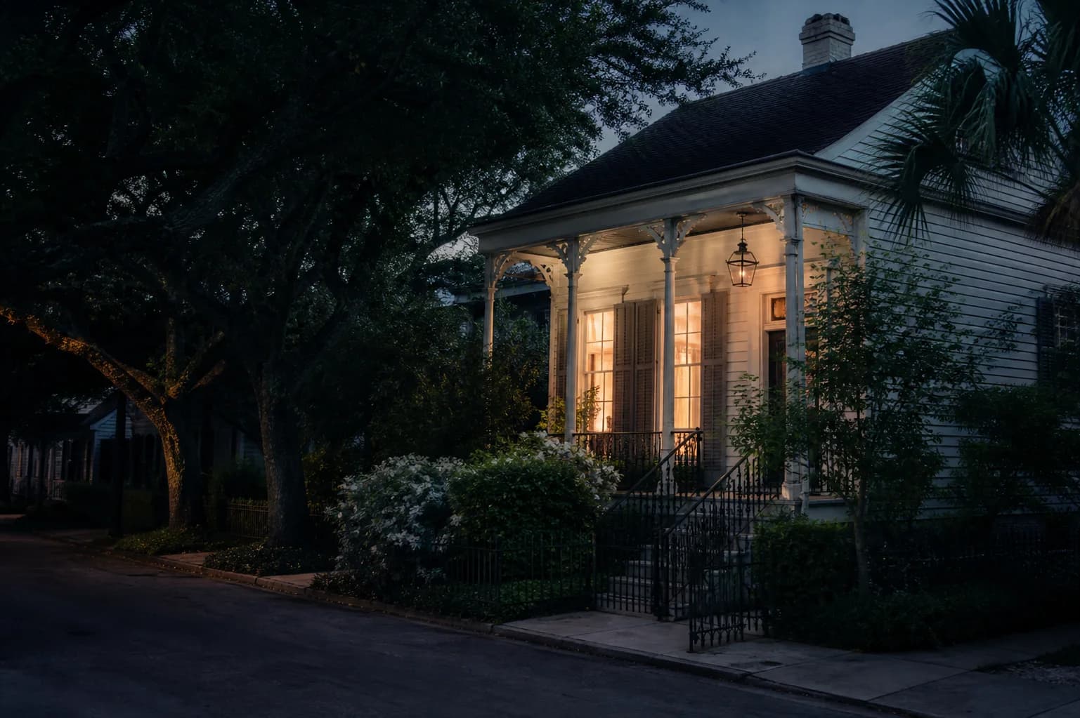 A traditional New Orleans home at dusk